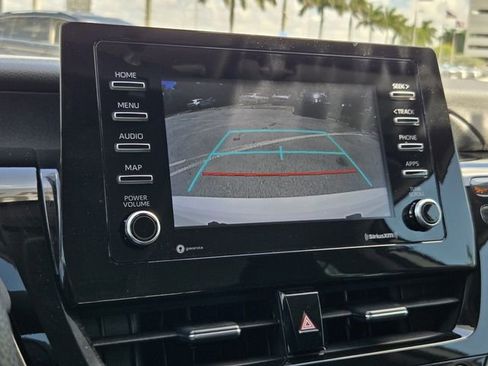 Used 2022 Toyota Camry LE FWD image 19