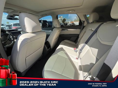 Used 2021 Cadillac XT5 Premium Luxury image 12