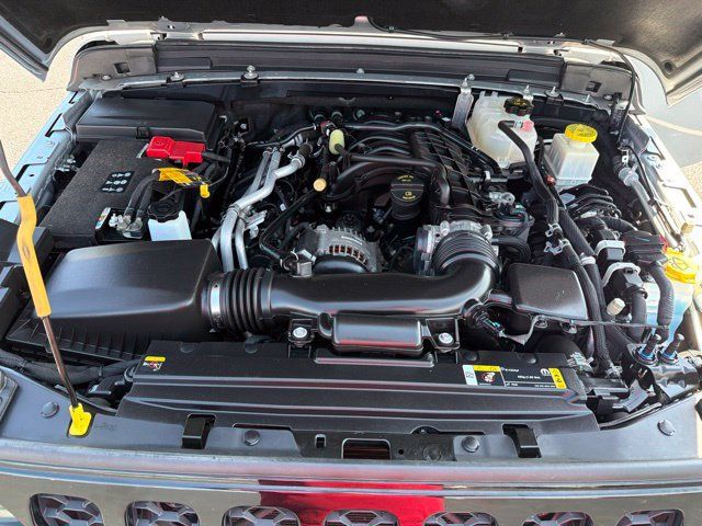 Used 2022 Jeep Gladiator Sport AWD/4WD image 31