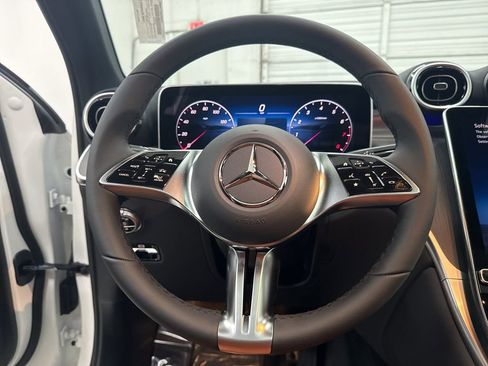 Used 2026 Mercedes-Benz GLC 300 GLC 300 image 15