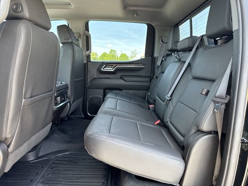 Used 2024 GMC Sierra 1500 Elevation w/ Elevation Premium Package image 29