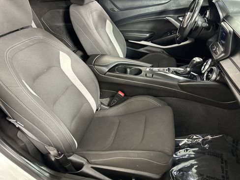 Used 2023 Chevrolet Camaro LT image 26