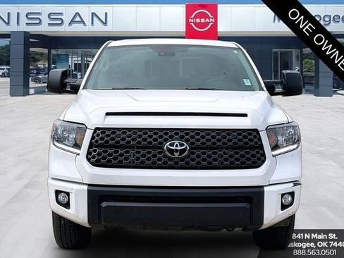 Used 2020 Toyota Tundra SR5 w/ SX Package RWD image 2