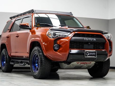 Used 2024 Toyota 4Runner TRD Pro AWD/4WD image 4