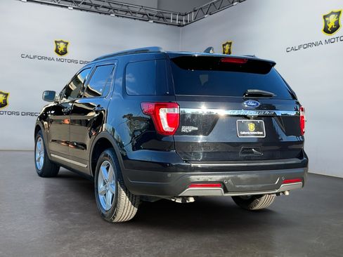 Used 2019 Ford Explorer XLT image 7