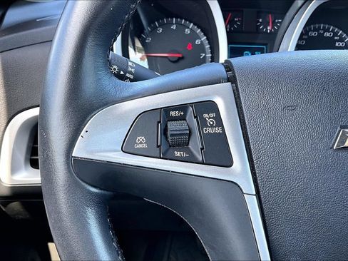 Used 2015 Chevrolet Equinox LT FWD image 18
