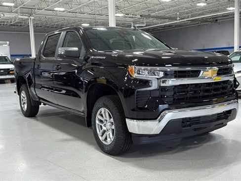 New 2025 Chevrolet Silverado 1500 LT w/ Convenience Package II image 15