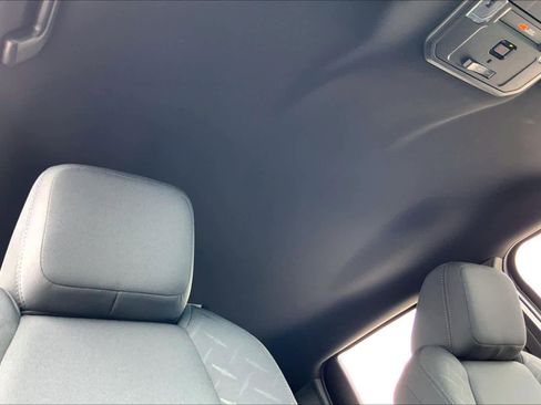 Used 2024 Toyota Tacoma SR image 14