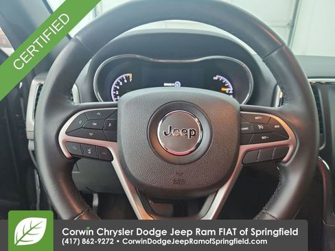 Certified 2018 Jeep Grand Cherokee Laredo image 22