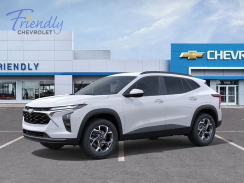 New 2026 Chevrolet Trax LT FWD image 2
