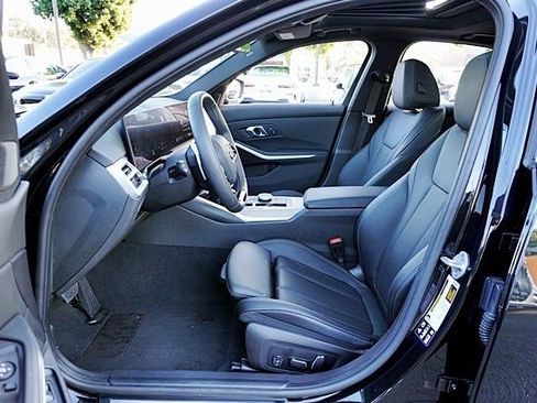 Used 2025 BMW 330i xDrive Sedan w/ Convenience Package image 14