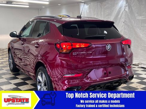 Used 2023 Buick Encore GX Select w/ Sport Touring Package image 5