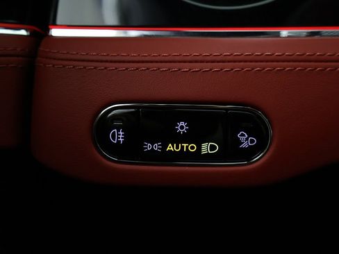 Used 2023 Bentley Continental GT Azure AWD/4WD image 46