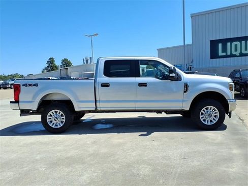 Used 2018 Ford F250 XLT image 9