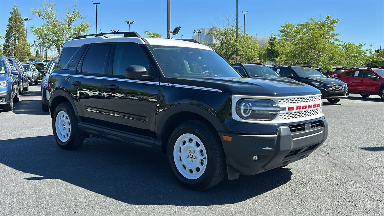 Used 2025 Ford Bronco Sport Heritage w/ Convenience Package AWD/4WD image 3