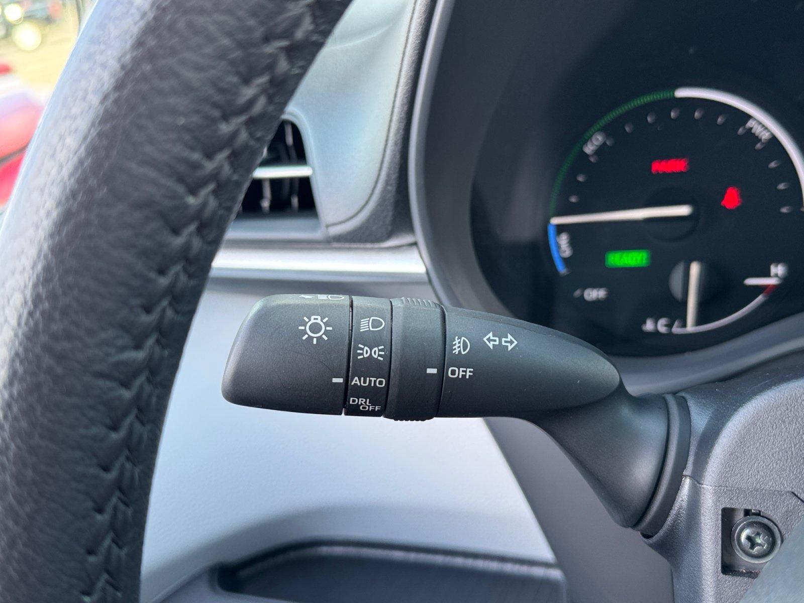 Used 2025 Toyota Sienna XLE AWD/4WD image 22