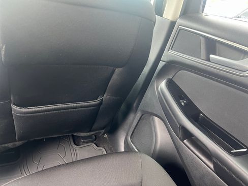 Used 2016 Ford Edge SEL AWD/4WD image 33