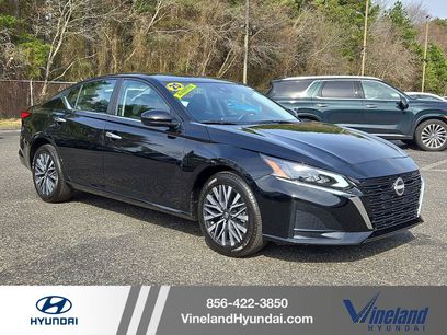 Used 2025 Nissan Altima 2.5 SV
