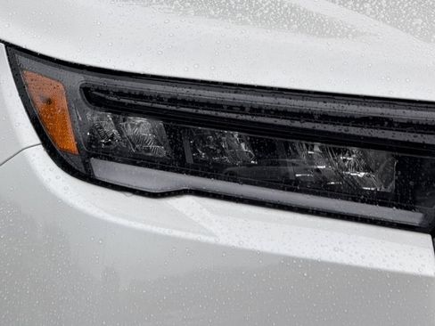 New 2026 Honda Pilot TrailSport image 33
