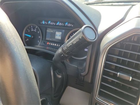 Used 2019 Ford F350 XLT image 16