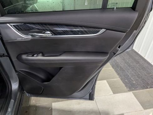 Used 2021 Cadillac XT6 Premium Luxury FWD image 28