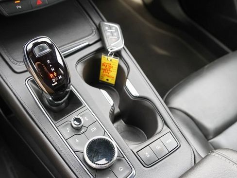 Used 2024 Cadillac XT4 Premium Luxury image 22