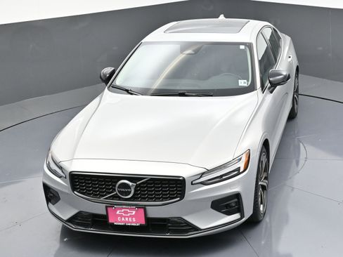 Used 2023 Volvo S60 B5 Plus w/ Climate Package image 47