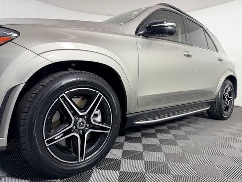 Used 2021 Mercedes-Benz GLE 450 4MATIC image 11
