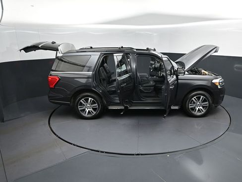 Used 2022 Ford Expedition XLT RWD image 52