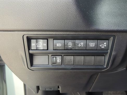 Used 2024 Toyota Tundra SR5 w/ SR5 Convenience Package image 18