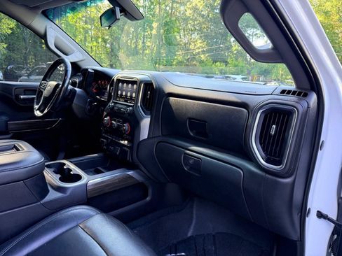 Used 2019 Chevrolet Silverado 1500 RST AWD/4WD image 26