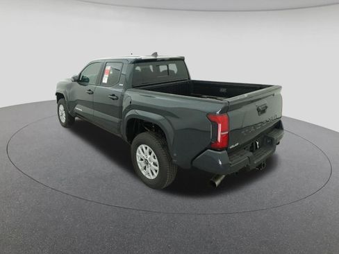 New 2025 Toyota Tacoma SR5 AWD/4WD image 5