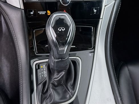 Used 2021 INFINITI Q50 Luxe RWD image 18