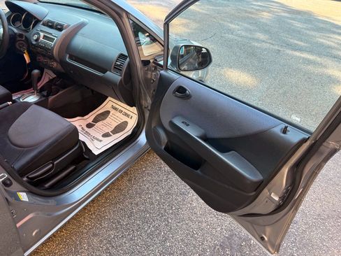 Used 2008 Honda Fit image 19