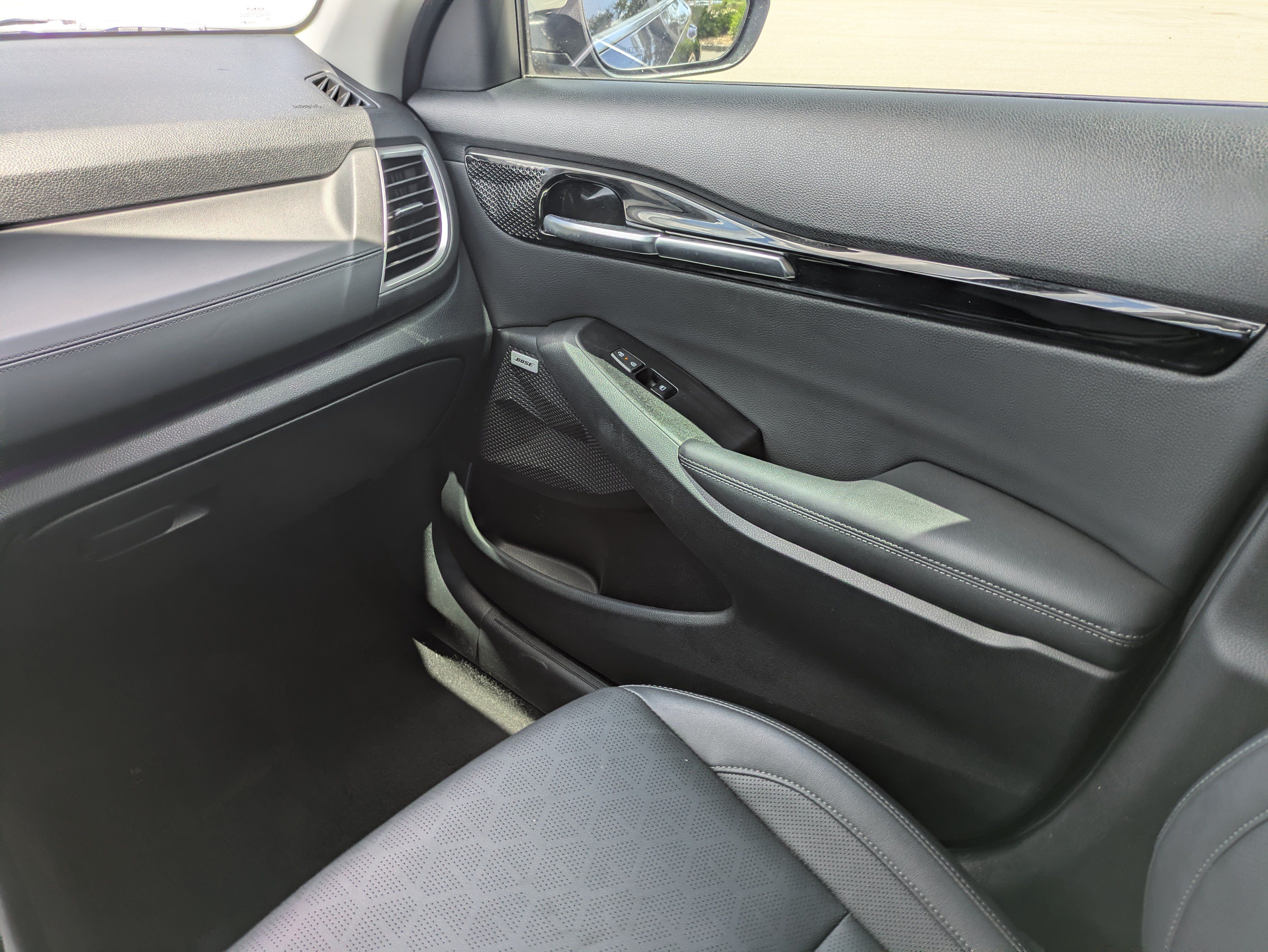 Certified 2024 Kia Seltos SX AWD/4WD image 17