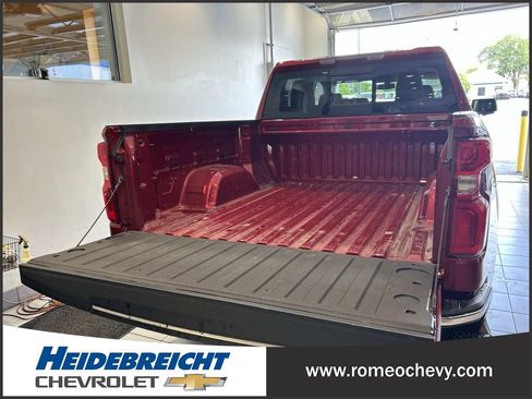 Certified 2022 Chevrolet Silverado 1500 LTZ AWD/4WD image 15