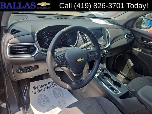 Certified 2023 Chevrolet Equinox LT FWD image 12