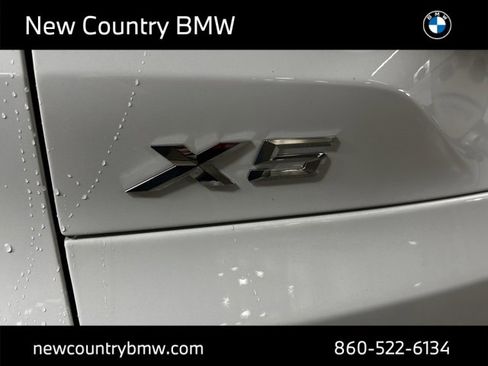 New 2026 BMW X5 xDrive50e w/ Climate Comfort Package image 10