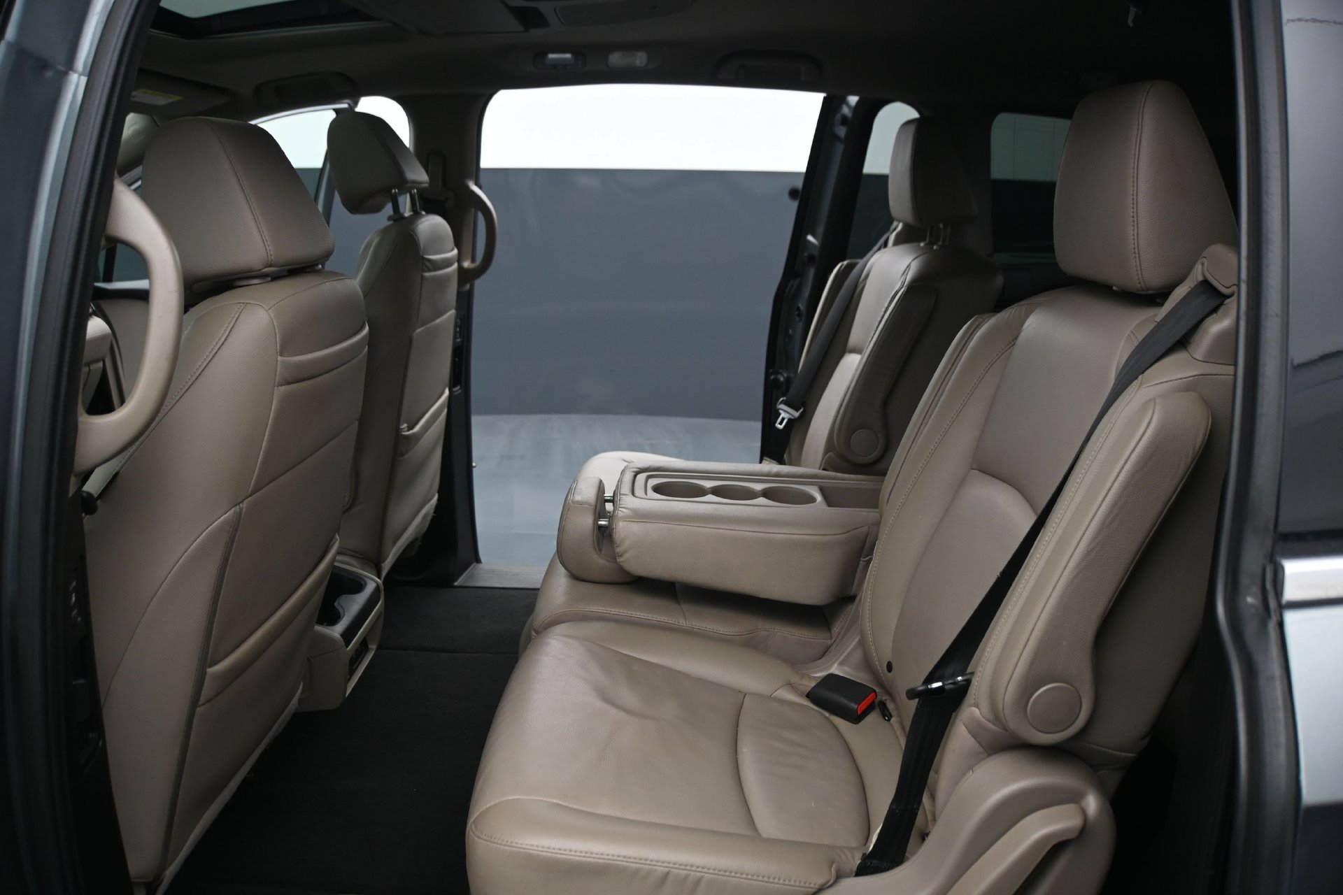 Used 2019 Honda Odyssey Elite image 18