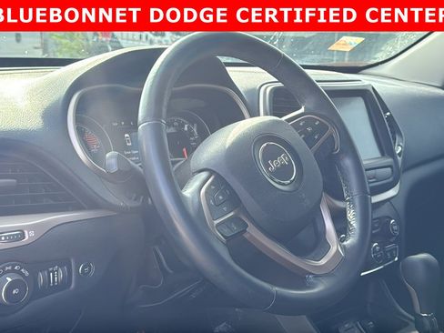 Used 2016 Jeep Cherokee Latitude w/ Comfort/Convenience Group image 9