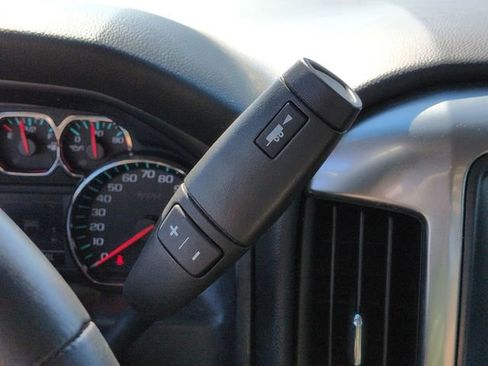 Used 2018 Chevrolet Silverado 1500 LT w/ All Star Edition image 31