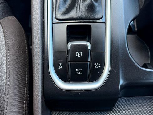 Used 2019 Hyundai Santa Fe SE AWD/4WD image 38