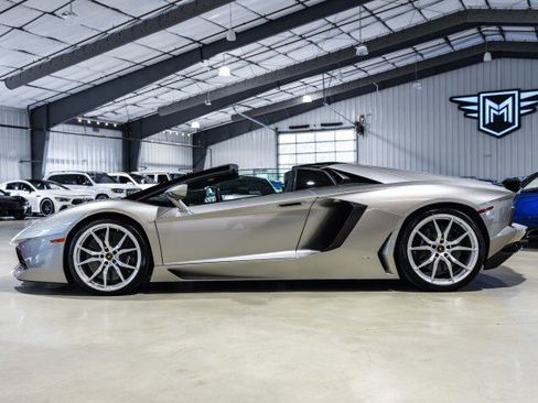 Used 2014 Lamborghini Aventador LP 700-4 AWD/4WD image 39