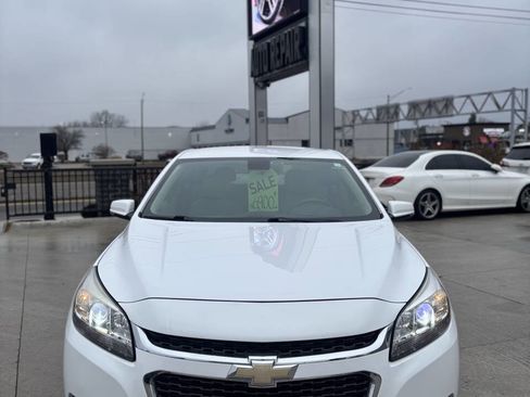 Used 2015 Chevrolet Malibu LT image 8