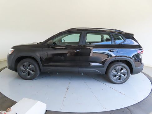 New 2026 Volkswagen Taos S FWD image 4