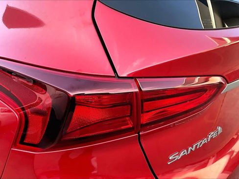 Used 2019 Hyundai Santa Fe SEL FWD image 27