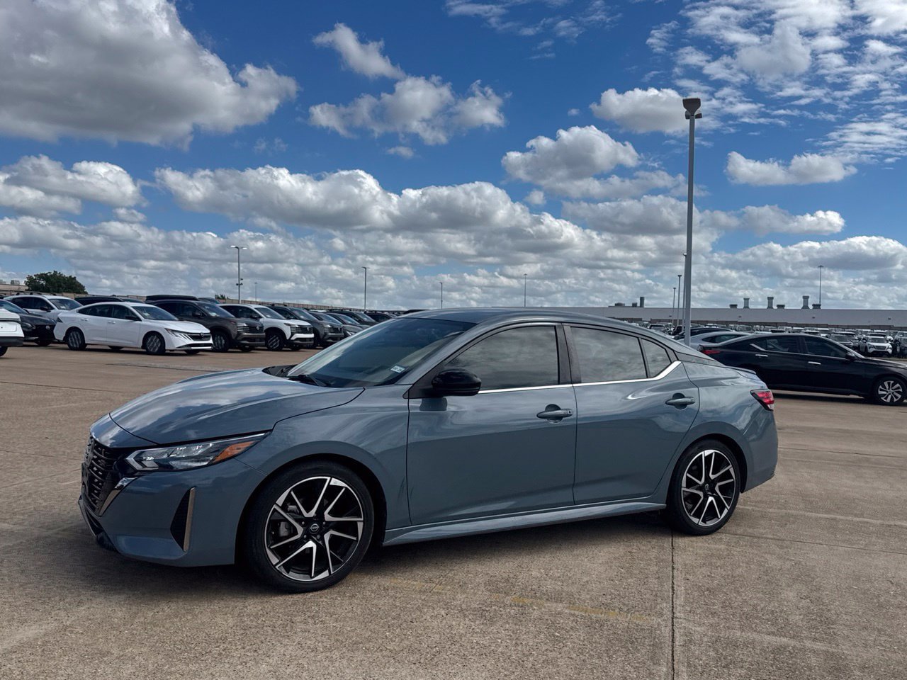 Certified 2024 Nissan Sentra SR FWD image 12
