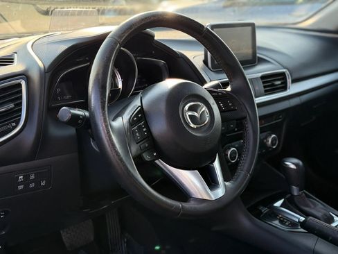 Used 2015 MAZDA MAZDA3 s Grand Touring w/ Technology Package FWD image 13