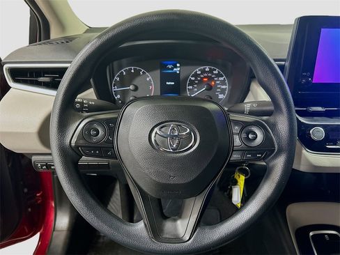 Used 2024 Toyota Corolla LE image 9