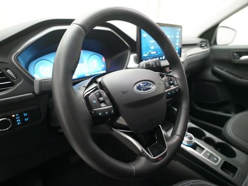 Used 2024 Ford Escape Active w/ Tech Pack #2 AWD/4WD image 8